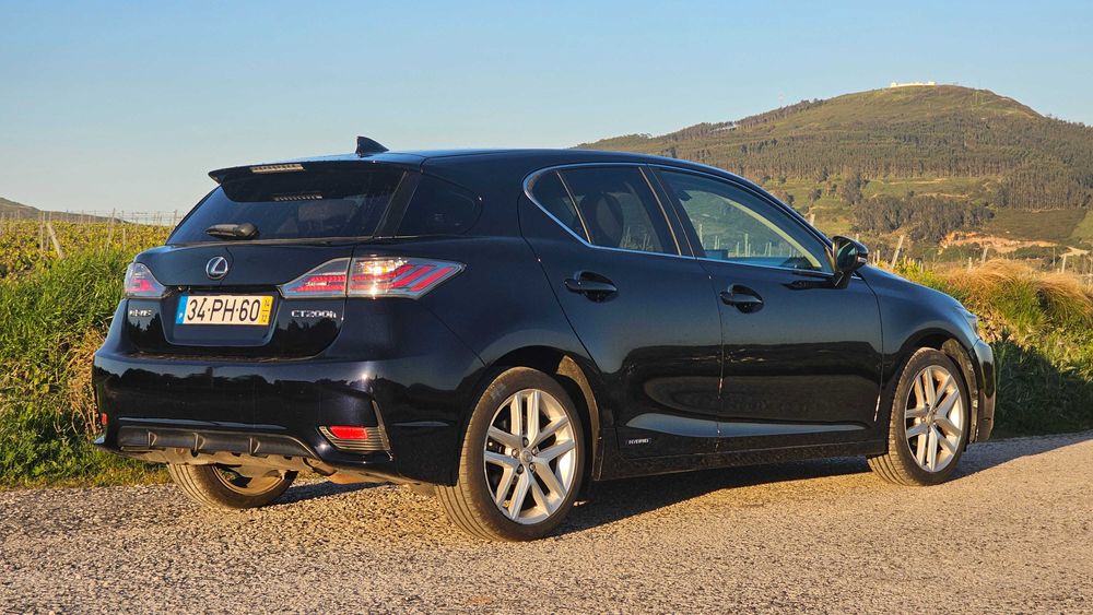 Lexus CT 200h Executive - Híbrido, Económico e Extremamente Fiável