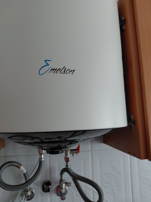 Vendo um termoacumulador  de 100 lt
