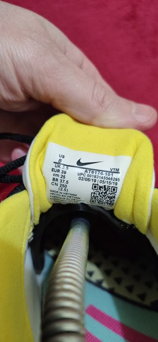 Buty Nike Air Max  270 React  bright Violet  white sneakersy Top stan
