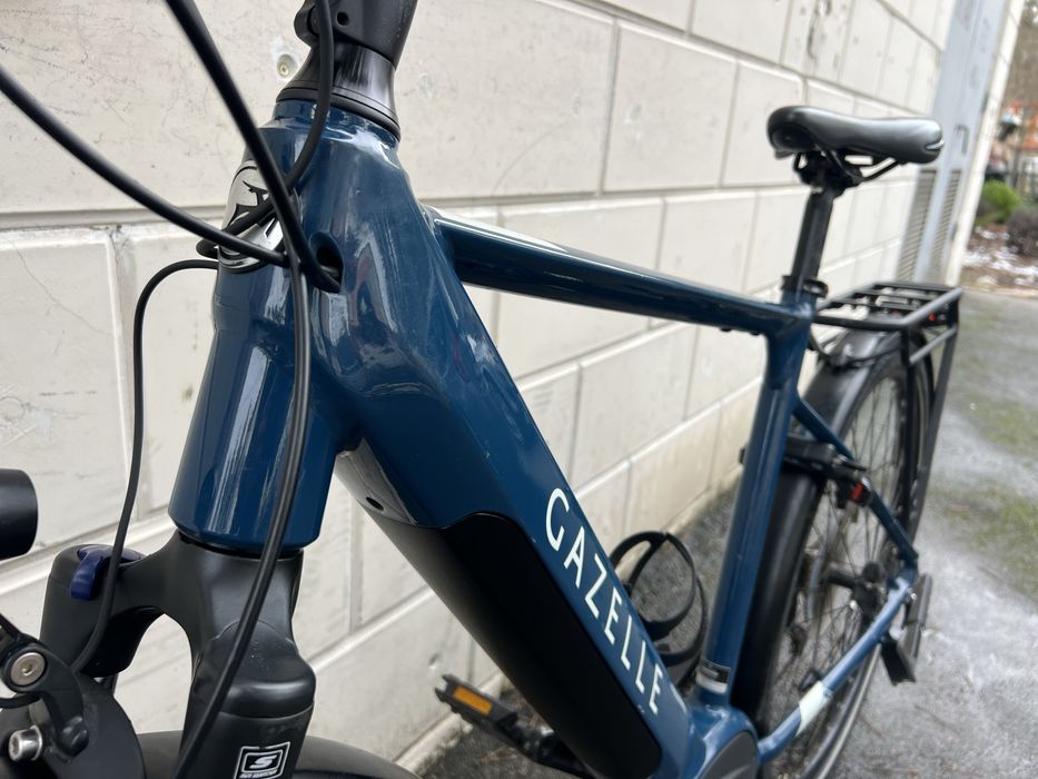 Електровелосипед Gazelle Medeo 2022 в чудовому стані