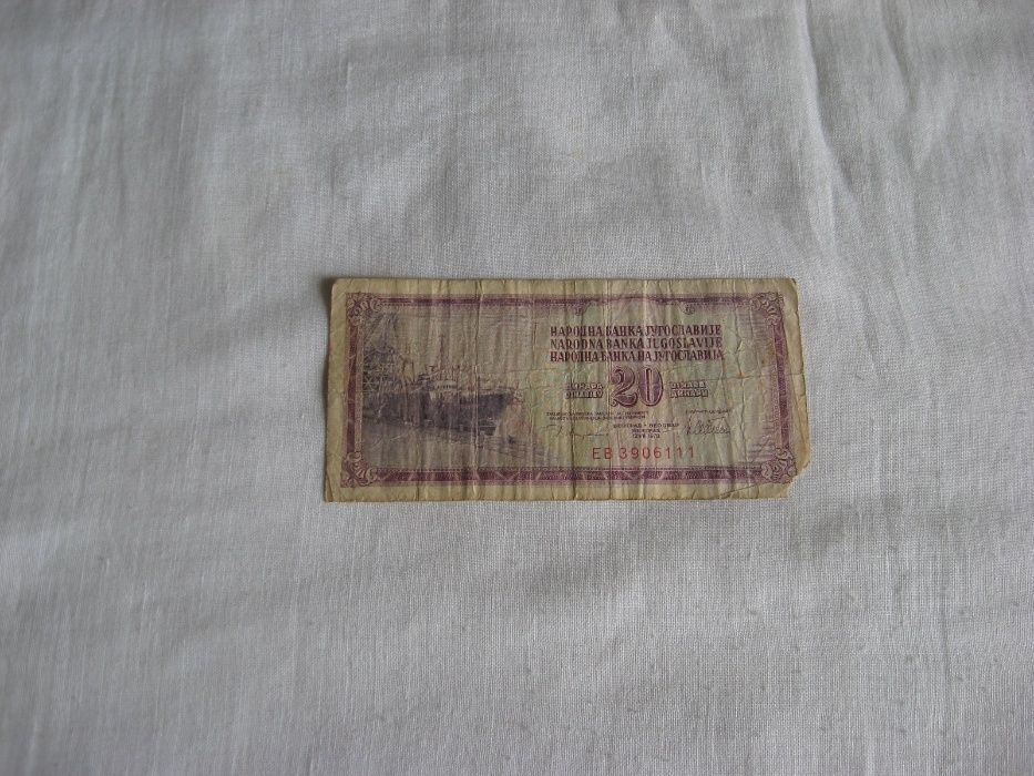 Коллекционные купюры 2 штук