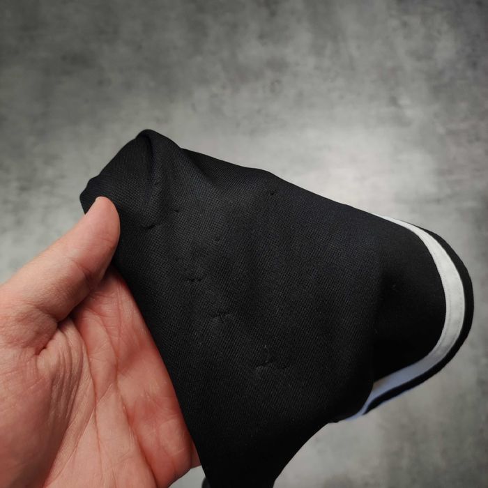 MĘSKA Bluza Sportowe Adidas Śliska Małe Logo Haft Czarna 3 Paski