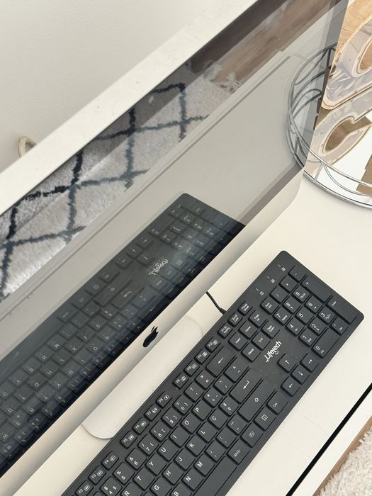 [ €80,00 ] Apple iMac 21,5” | Late 2009 | Intel Core 2 Duo | 4GB RAM | 500GB