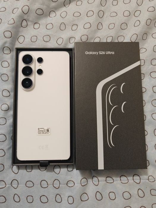 Troco/Vendo Samsung S26 Ultra 512gb novo com fatura e garantia!