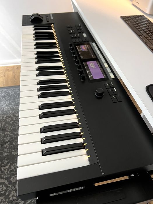 Native Instruments Komplete Kontrol S49 MK II