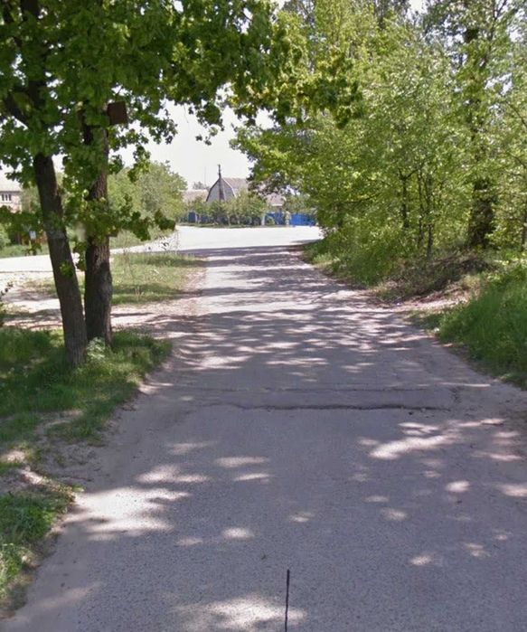 Хотів, центр, продаж ділянки 19 сот під будівництво 5 поверх будинку.