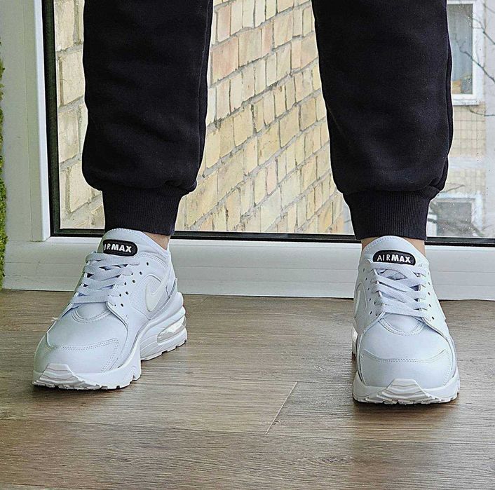 Женские кроссовки Найк белые кожаные Nike