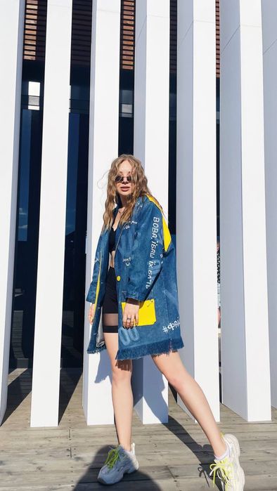 Джинсова авторська куртка від Аліни Гніденко