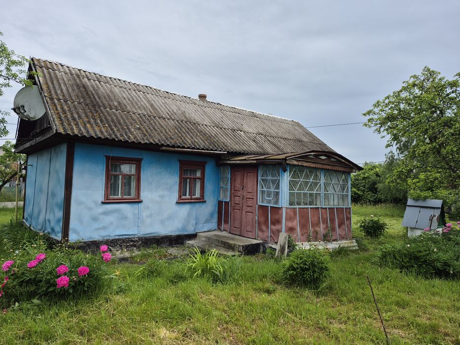 Продам будинок 52 кв.( 47 соток землі)