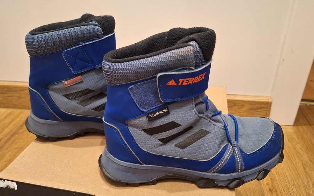 Buty Adidas Terrex Snow 32 zimowe śniegowce
