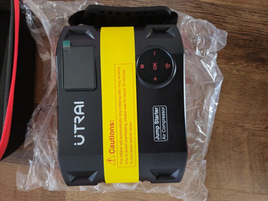 Utrai awaryjny rozrusznik powerbank do samochodu 4 w 1 2000A 16000mAh