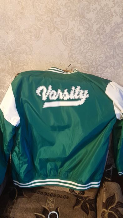 Куртка бомбер на підлітка