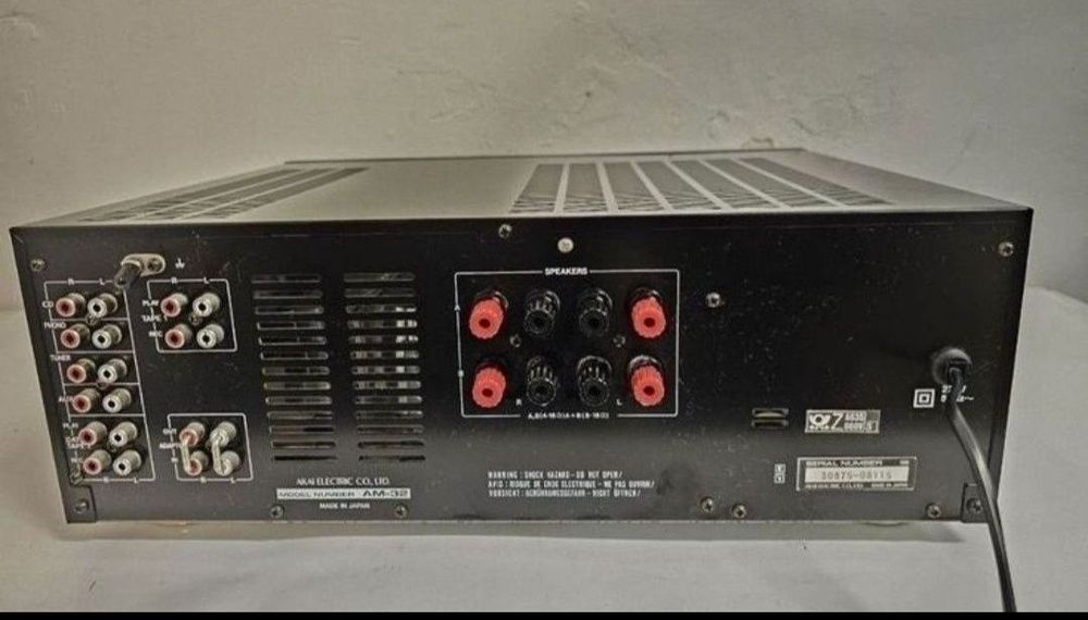 Wzmacniacz Akai AM-32, 2*80 w. Made in Japan .