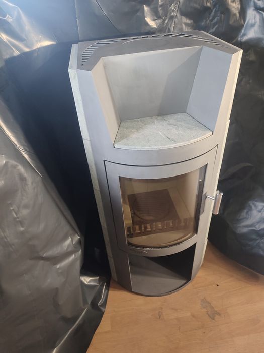 Kominek wolnostojący