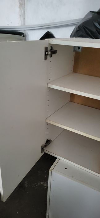 Vendo armário branco