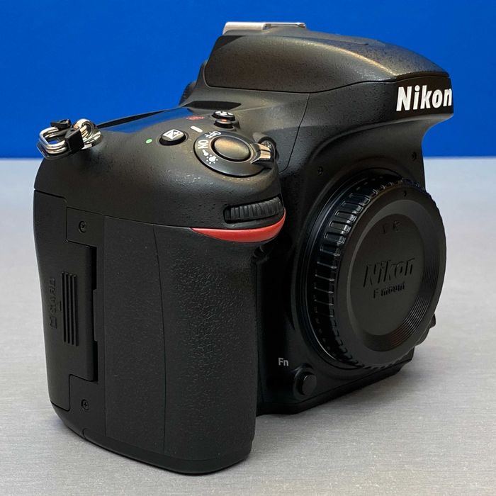 Nikon D610 (Corpo) - 24.3MP
