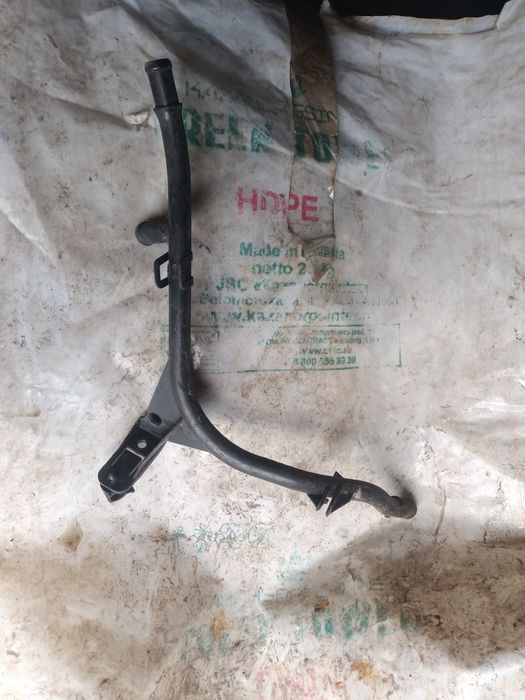 Патрубок системы охлаждения Skoda Audi Seat Volkswagen