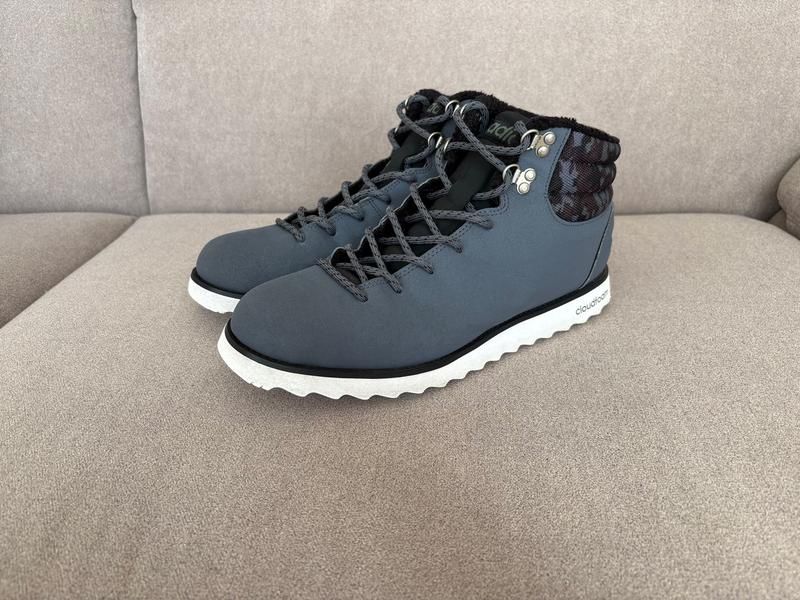 Кроссовки Adidas ботинки сапожки теплые утепленные высокие оригинал