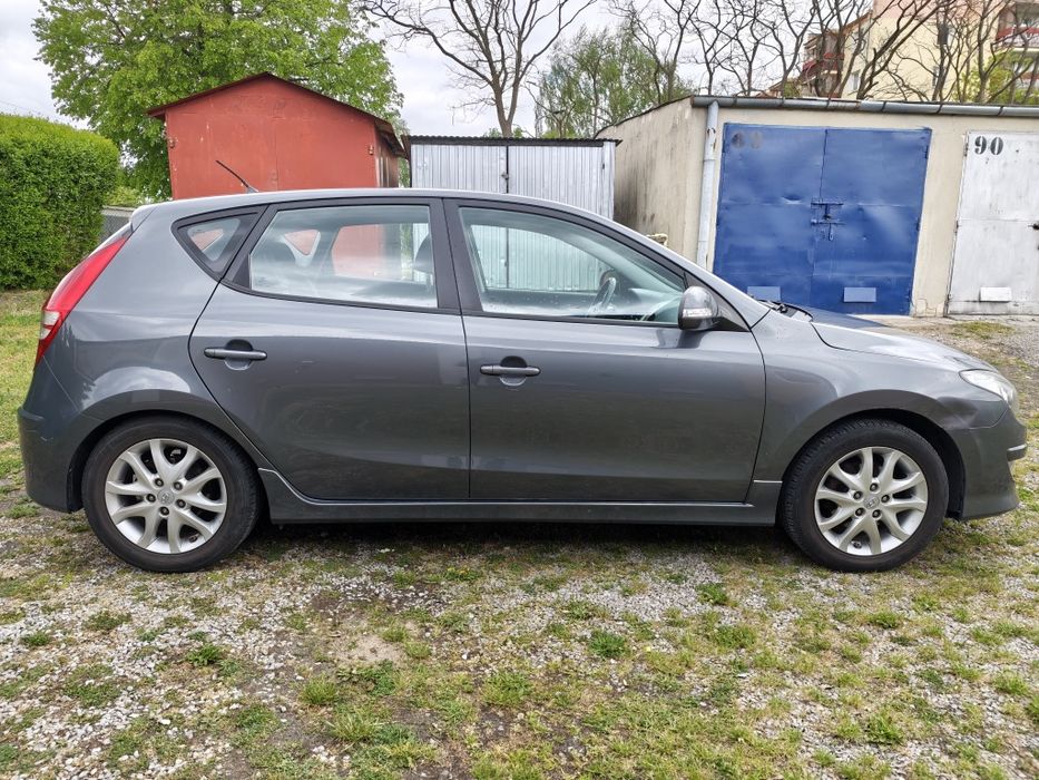 Hyundai i30 niski przebieg, bogata wersja.