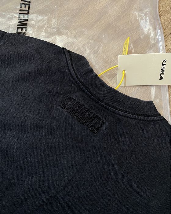 Футболка Vetements зі стразами