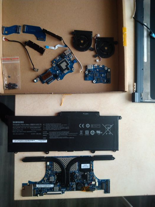 Ноутбук Samsung np900x