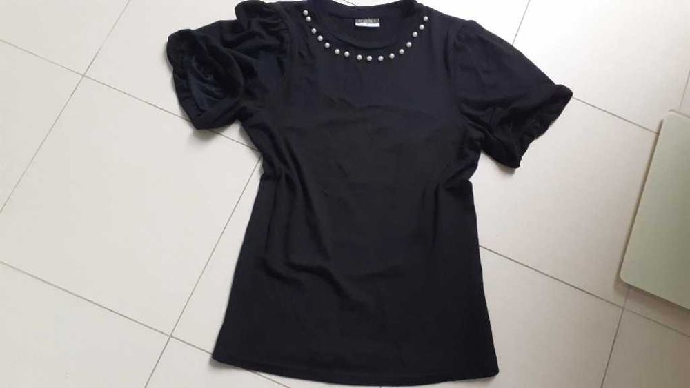 Czarna bluzka "Beloved", NOWA, ze sztucznymi perłami