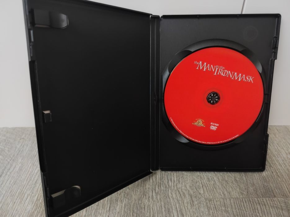 O Homem da Máscara de Ferro - com Leonardo DiCaprio