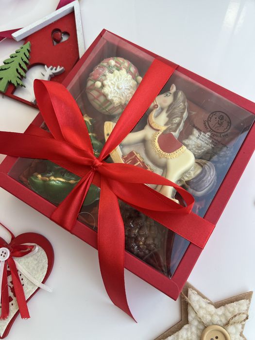 Шоколадні набори ціна 350 грн  ручної роботи Новий рік