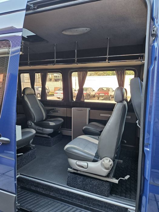 Продам мікроавтобус фольцваген крафтер