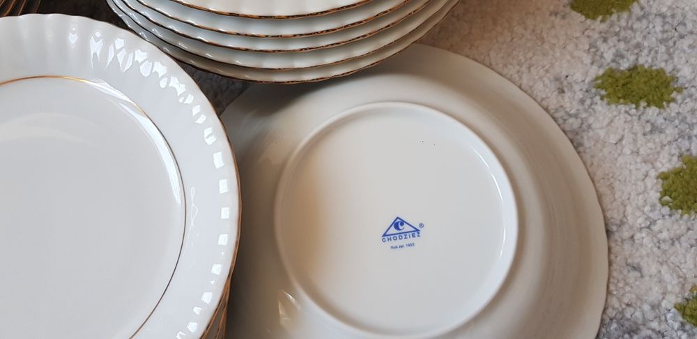 Serwis Chodzież obiadowy 19 elementów