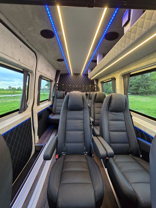 Zabudowa busa Master Fotele do busa montaż foteli homologacja do busa