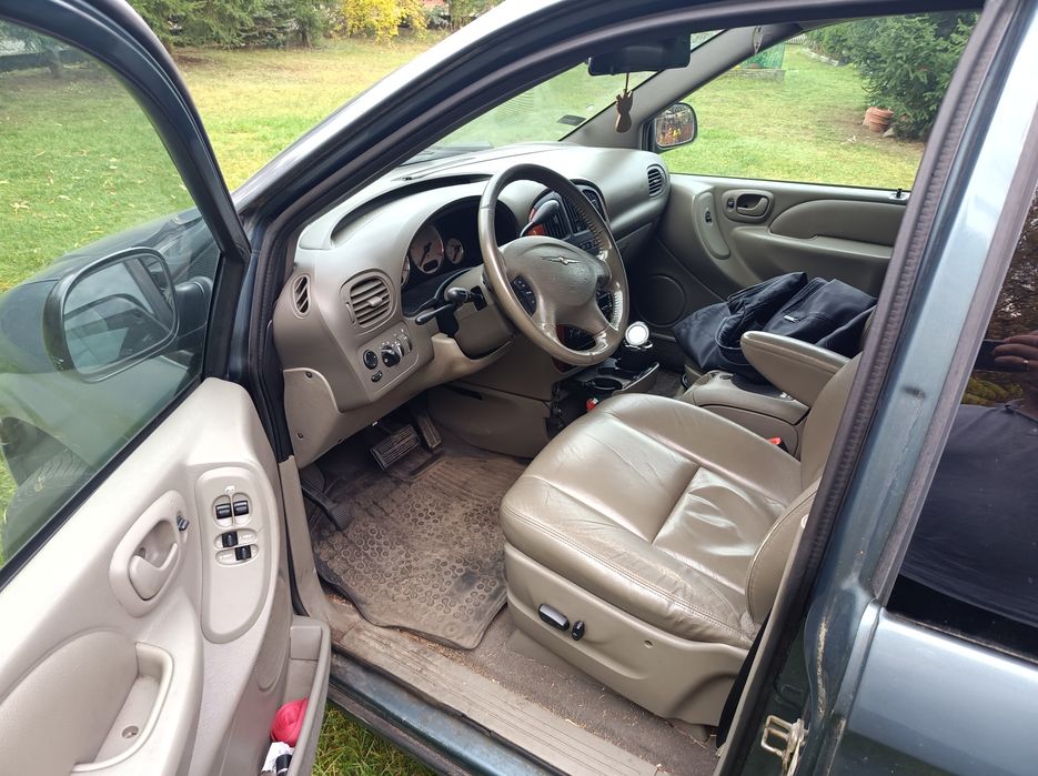 Rezerwacja Chrysler Grand Voyager