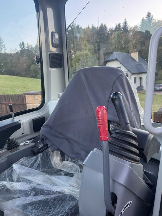 Cesja Leasingu Minikoparka Takeuchi TB 216