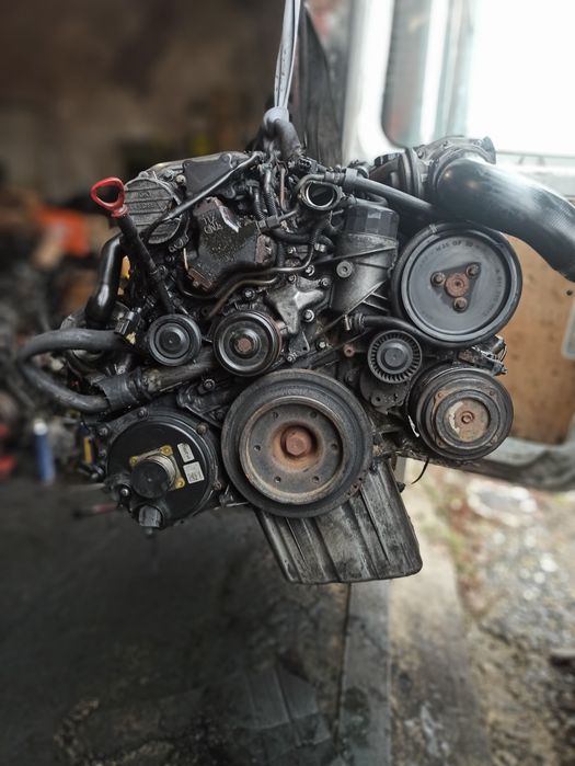 Двигун мотор двигатель w211 w203 ml163 Sprinter 2.7 CDI 6120110201