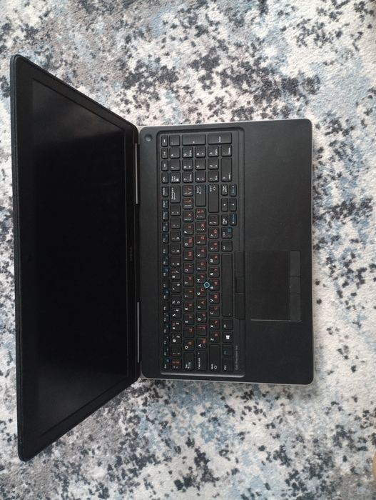 Продам ноутбук Dell precision 7510 в ідеальному стані!СРОЧНО!!!