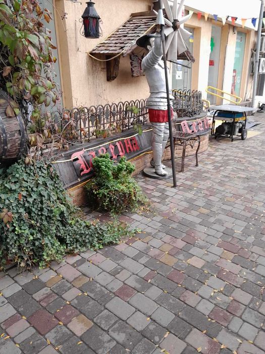 СРОЧНО продам готовый бизнес в Центре,действующий ресторан с ремонтом.