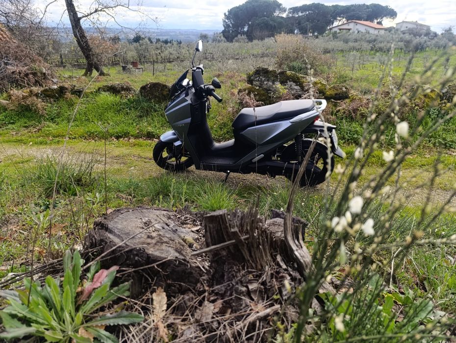 Horwin SK3 125CC com duas baterias