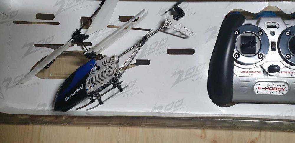 Helikopter SILVER WING 200 3 D zdalnie sterowany