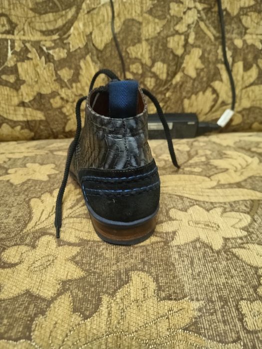 Продам кожаные туфли