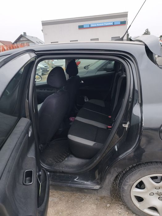 Peugot 207 czarny