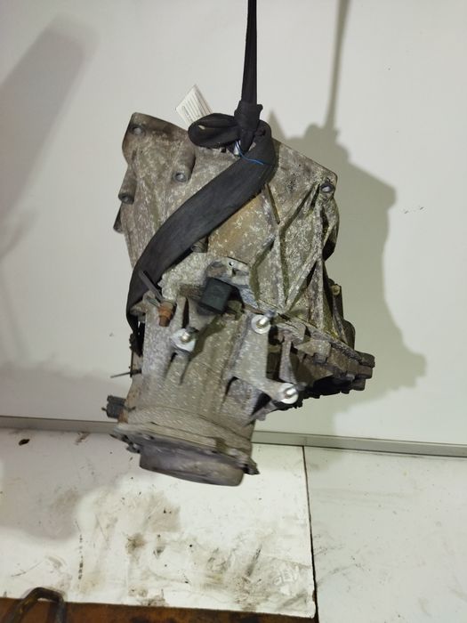 Caixa velocidades Ford fiesta 1.25 gasolina 2000