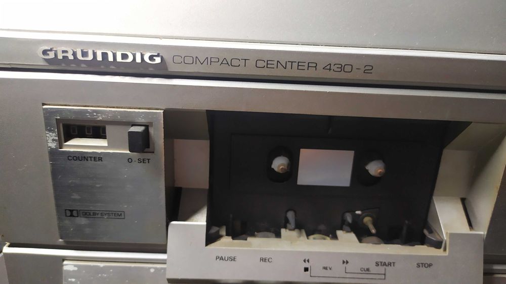 Aparelhagem GRUNDIG Compact Center 430-2