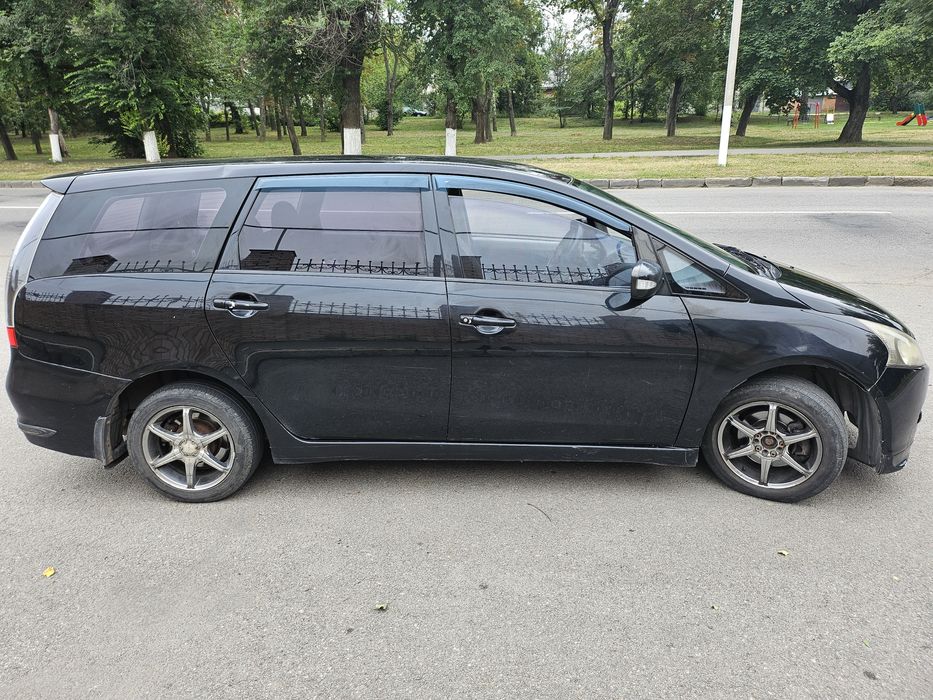Продам или обменяю Mitsubishi grandis 7 мест