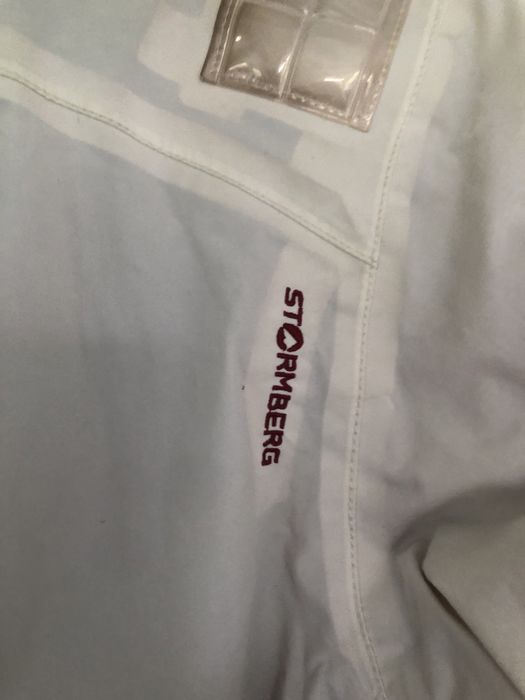 Biała kurtka sportowa damska