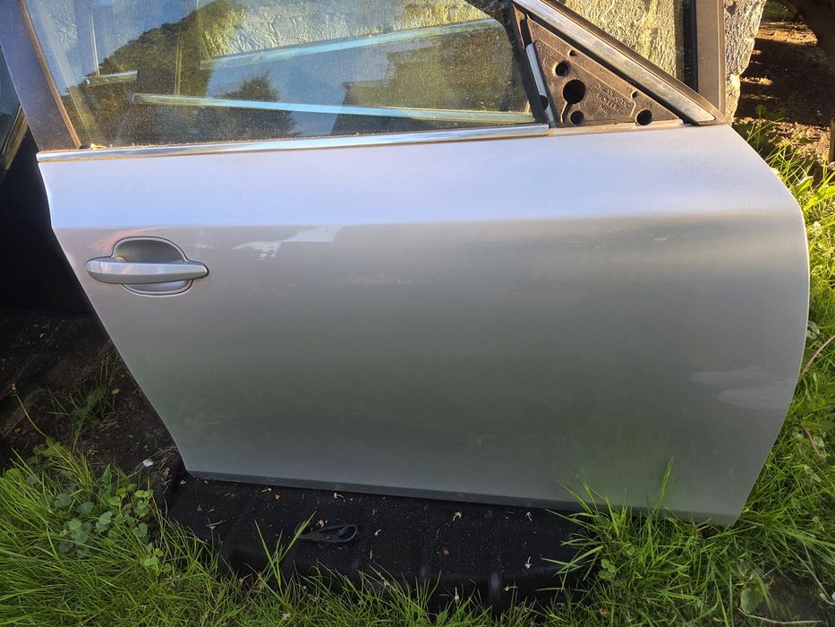 BMW e60 e61 drzwi prawe przednie pasażera prawy przód titansilber 354/7