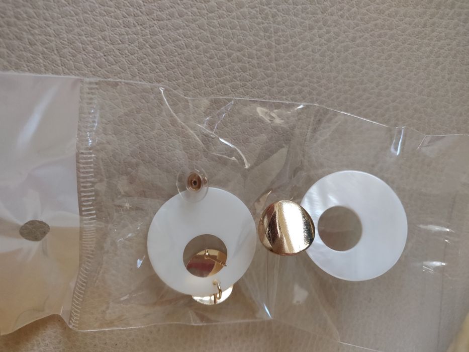 Srebrna / szara Sukienka jak nowa +gratis kolczyki