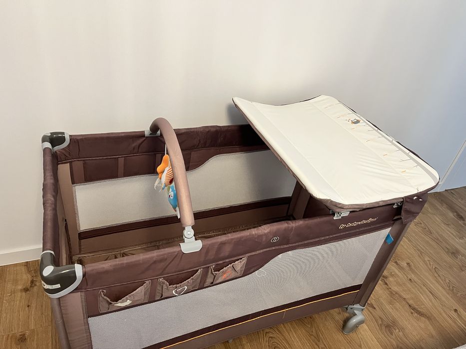 Łóżeczko turystyczne dwupoziomowe baby design