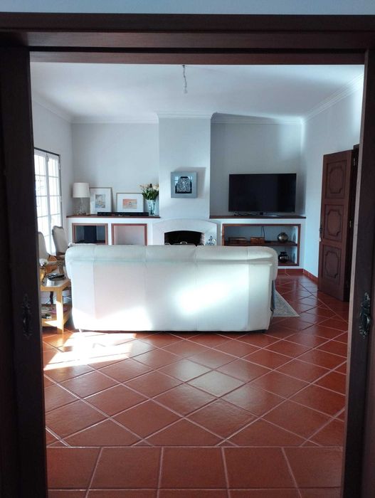 Moradia T7 Centro de Almeirim