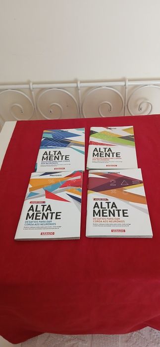 Quatro revistas Alta Mente,  novas
