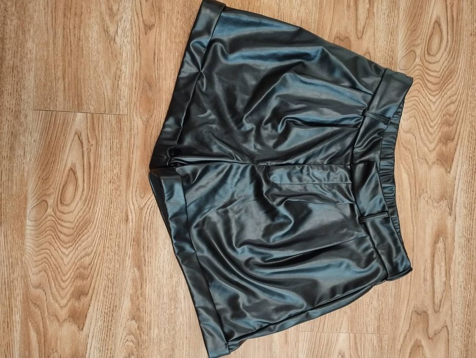 Костюм корсет і шорти